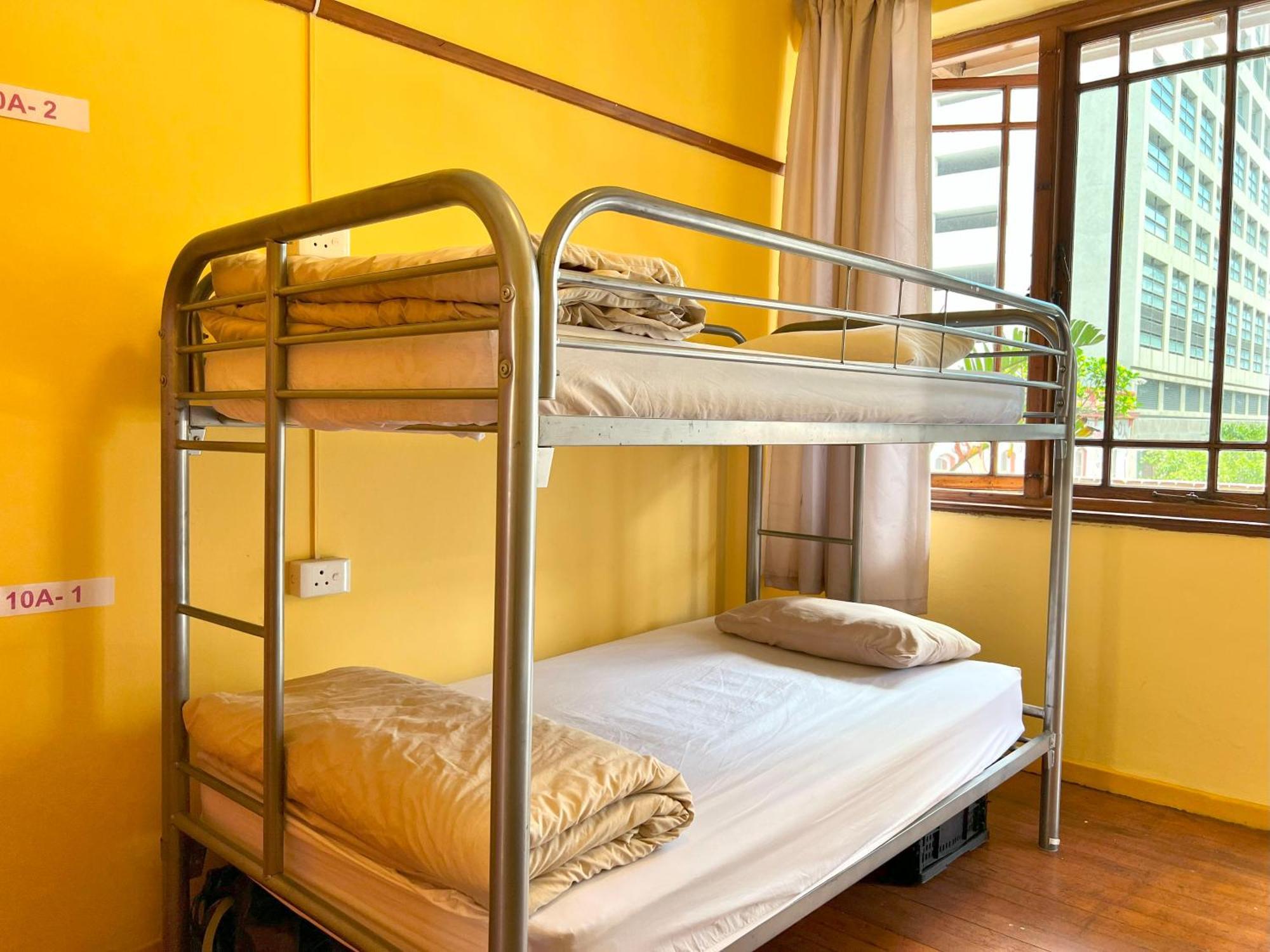 Хостел Long Street Backpackers (Adults Only) Кейптаун Экстерьер фото
